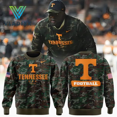 Tennessee Football Nike Camo 2024 Salute to Service Club Sweatshirt