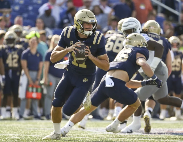 The Navy Midshipmen hope to finish the American Athletic Conference slate with a victoy over the East Carolina Pirates.