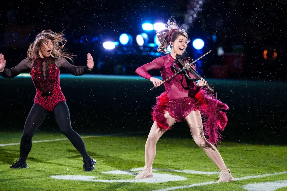 lindsey stirling nfl halftime show